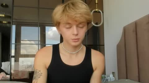 angel_andreww online show from 27, 4, 2026