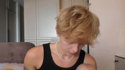 Snapshot of angel_andreww chatting on 2, 6, 2026 angel_andreww online show from 2, 6, 2026