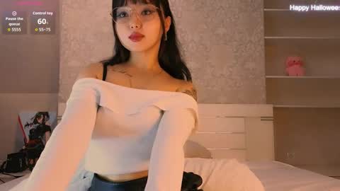 Snapshot of angel_asia_ chatting on 2, 11, 2025 angel_asia_ online show from 2, 11, 2025