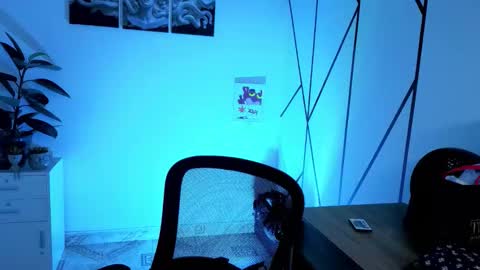 Snapshot of angel_dragun chatting on 15, 10, 2025 Angel-dragun online show from 15, 10, 2025