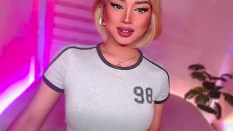 Snapshot of angel_eloaxx chatting on 21, 6, 2026 Angel online show from 21, 6, 2026