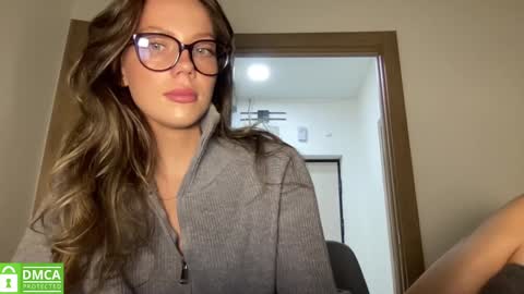 Snapshot of angel_from_sky chatting on 26, 11, 2025 Greetings Jess online show from 26, 11, 2025