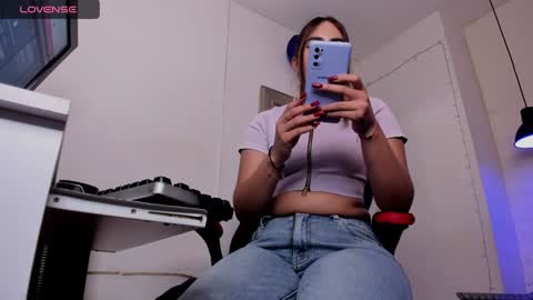 angel hardy online show from 23, 1, 2025