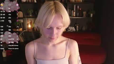 Snapshot of angel_kittie chatting on 26, 6, 2026 angel online show from 26, 6, 2026
