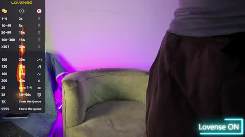 Snapshot of angel_kyrozz chatting on 8, 7, 2026 angel_kyrozz online show from 8, 7, 2026