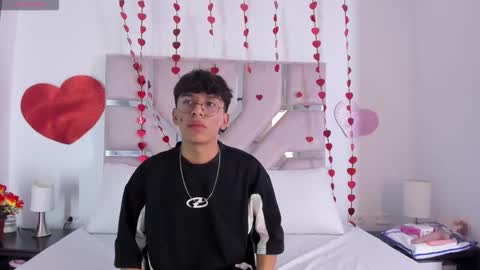 Angel online show from 26, 2, 2026