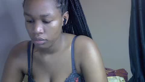 Snapshot of angel_mia5 chatting on 18, 6, 2026 angel_mia5 online show from 18, 6, 2026
