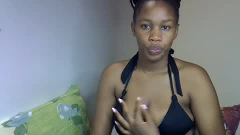 Snapshot of angel_mia5 chatting on 21, 6, 2026 angel_mia5 online show from 21, 6, 2026