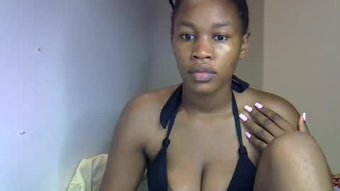 Snapshot of angel_mia5 chatting on 22, 6, 2026 angel_mia5 online show from 22, 6, 2026
