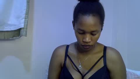 Snapshot of angel_mia5 chatting on 23, 7, 2026 angel_mia5 online show from 23, 7, 2026