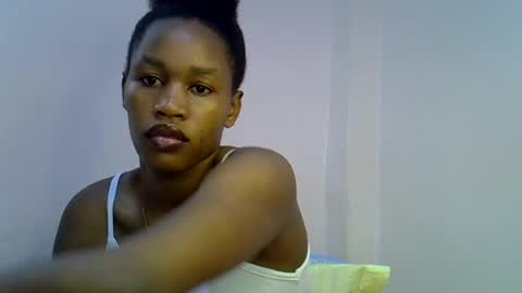Snapshot of angel_mia5 chatting on 23, 7, 2026 angel_mia5 online show from 23, 7, 2026