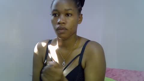 Snapshot of angel_mia5 chatting on 1, 8, 2026 angel_mia5 online show from 1, 8, 2026