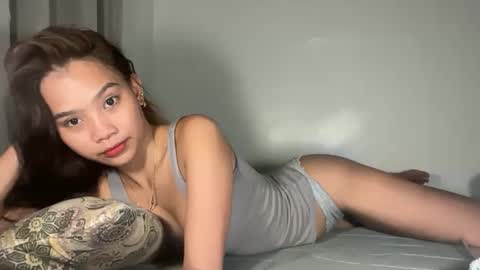 angel_petite07 online show from 6, 4, 2026