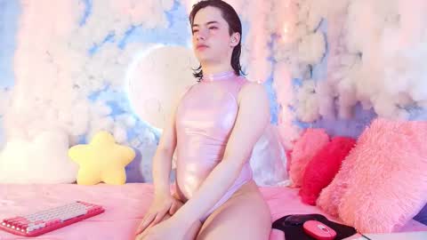 Snapshot of angel_shiny chatting on 27, 11, 2025 Angel online show from 27, 11, 2025