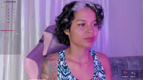 Snapshot of angel_smile18 chatting on 6, 2, 2025 angel online show from 6, 2, 2025