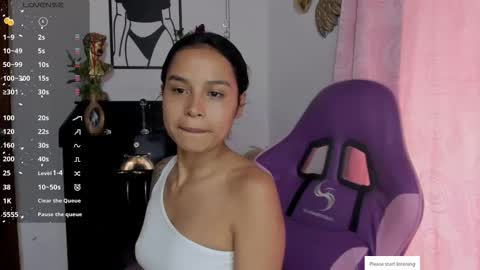 Snapshot of angel_smile18 chatting on 13, 10, 2025 angel online show from 13, 10, 2025