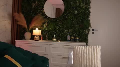 Anysia online show from 12, 2, 2026