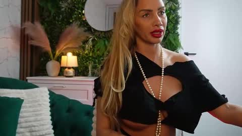 Anysia online show from 19, 2, 2026