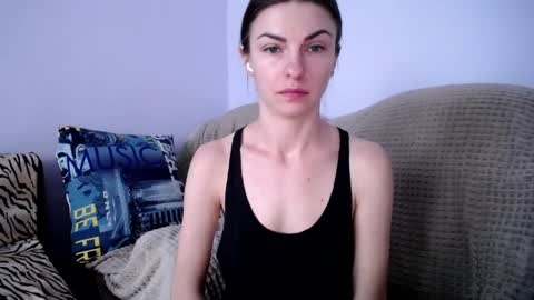 Snapshot of angel_zoe77 chatting on 12, 12, 2024 Zoe online show from 12, 12, 2024