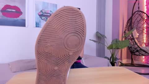 A N G E LA.  online show from 24, 11, 2025