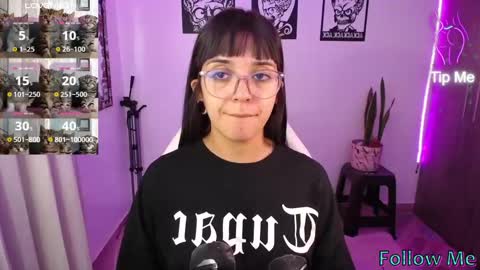 Snapshot of angela_lauren chatting on 25, 2, 2025 Angela online show from 25, 2, 2025