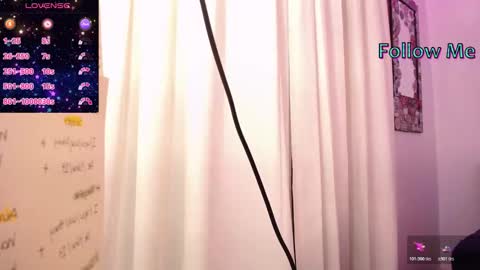 Snapshot of angela_lauren chatting on 4, 12, 2025 Angela online show from 4, 12, 2025