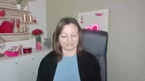 Angela online show from 11, 3, 2026