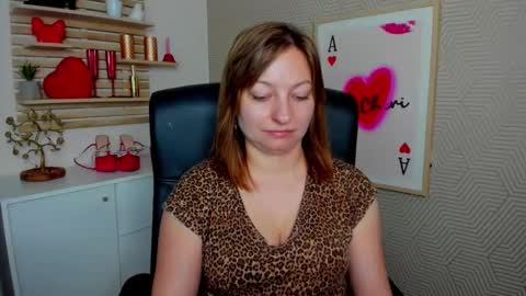 Angela online show from 4, 5, 2026