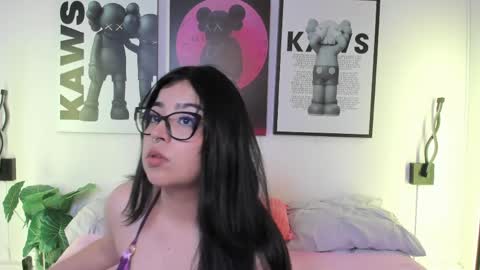 Angela  online show from 11, 5, 2026