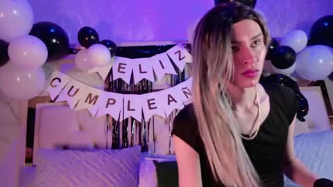 angela_white22 online show from 18, 5, 2026
