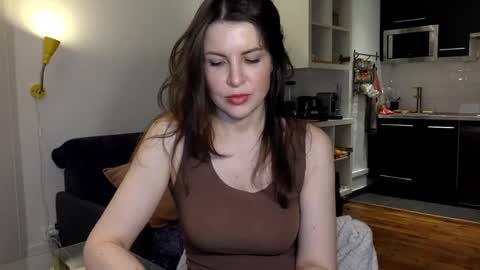 Angela online show from 23, 12, 2024