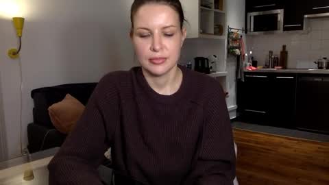 Snapshot of angeladarkk chatting on 16, 12, 2025 Angela online show from 16, 12, 2025