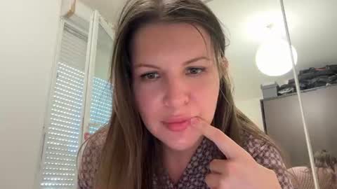 Snapshot of angeladarkk chatting on 6, 7, 2026 Angela online show from 6, 7, 2026