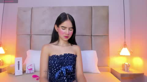 Snapshot of angelag_ chatting on 1, 11, 2025 angelag_ online show from 1, 11, 2025