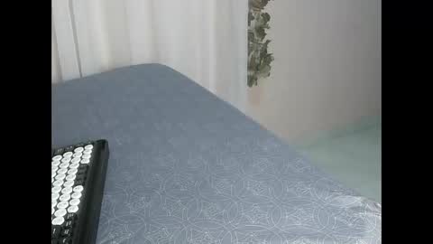 Snapshot of angelainparis28 chatting on 15, 11, 2025 ANGELA online show from 15, 11, 2025