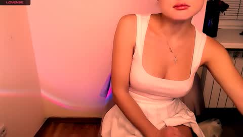 Snapshot of angelalice_ chatting on 20, 10, 2025 Alice online show from 20, 10, 2025
