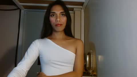 SENORITA online show from 24, 6, 2026