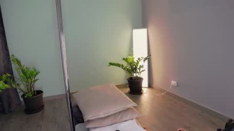 Snapshot of angelbae_ chatting on 1, 2, 2025 AngelBae  online show from 1, 2, 2025