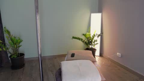 Snapshot of angelbae_ chatting on 2, 2, 2025 AngelBae  online show from 2, 2, 2025