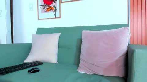 Snapshot of angelbennet_ chatting on 23, 1, 2025 Angel Bennet online show from 23, 1, 2025