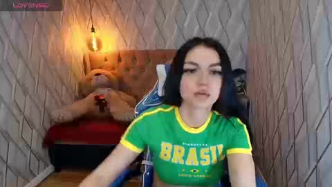 Snapshot of angelchristix chatting on 10, 9, 2025 Angel online show from 10, 9, 2025