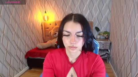Snapshot of angelchristix chatting on 11, 9, 2025 Angel online show from 11, 9, 2025