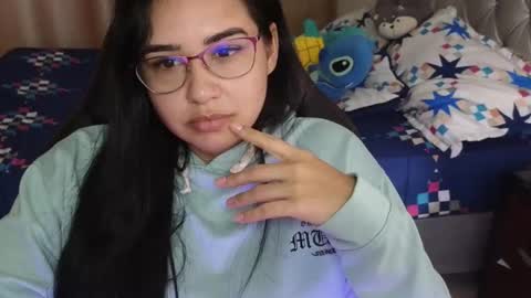 Snapshot of angeleslinda chatting on 3, 3, 2025 anastasia online show from 3, 3, 2025