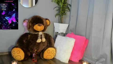 Snapshot of angeli_sexi chatting on 25, 9, 2025 Carolina online show from 25, 9, 2025