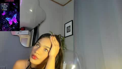 Snapshot of angeli_sexi chatting on 28, 9, 2025 Carolina online show from 28, 9, 2025