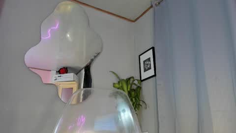 Snapshot of angeli_sexi chatting on 2, 10, 2025 Carolina online show from 2, 10, 2025