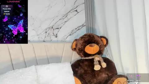 Snapshot of angeli_sexi chatting on 5, 10, 2025 Carolina online show from 5, 10, 2025