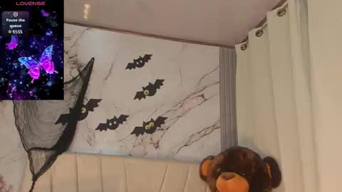 Snapshot of angeli_sexi chatting on 25, 10, 2025 Carolina online show from 25, 10, 2025