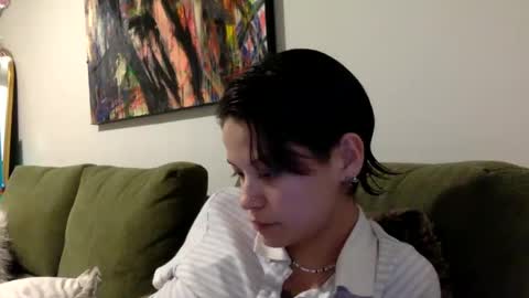 Snapshot of angelia01m chatting on 19, 11, 2025 angelia01m online show from 19, 11, 2025