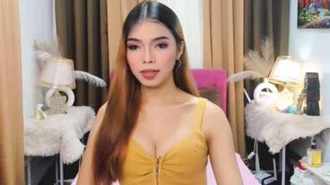 Snapshot of angelic076039 chatting on 5, 11, 2025 MISS PAU online show from 5, 11, 2025